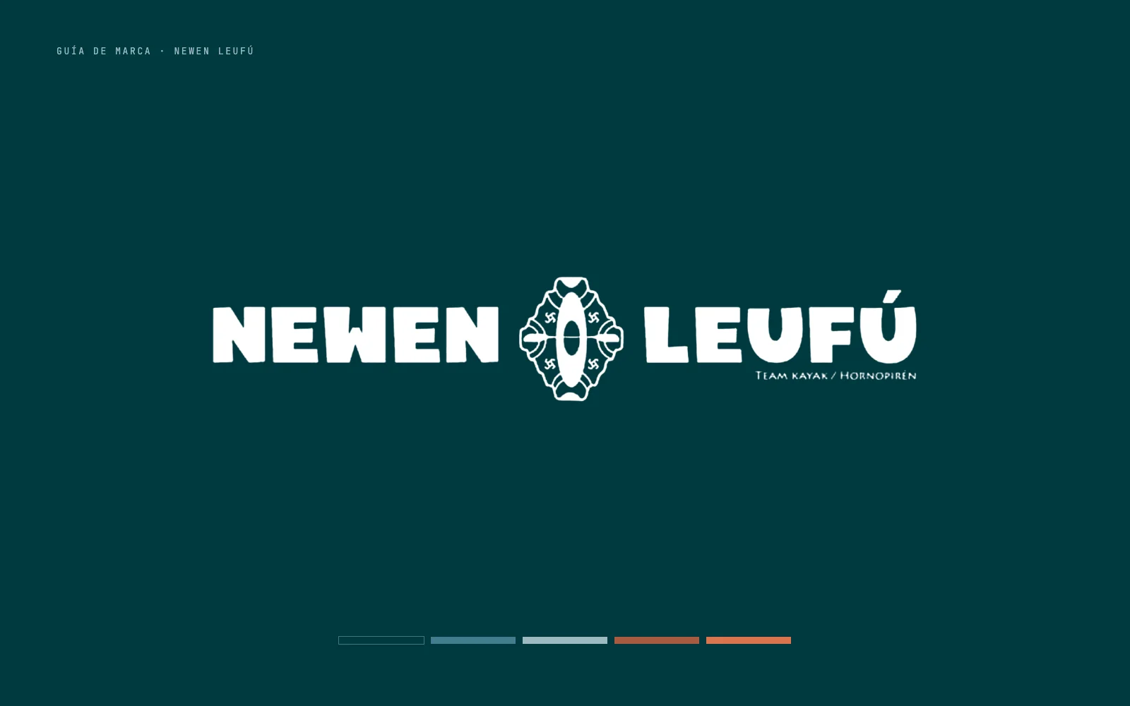 Logo de Newen Leufú en blanco sobre verde abismo, con la paleta costera de su guía de marca — sistema de identidad de LabDeco360